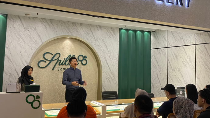 Spilla Jewelry Resmi Hadir di Cirebon, Tawarkan Cincin Nikah dan Lamaran Mulai dari 800 Ribuan!